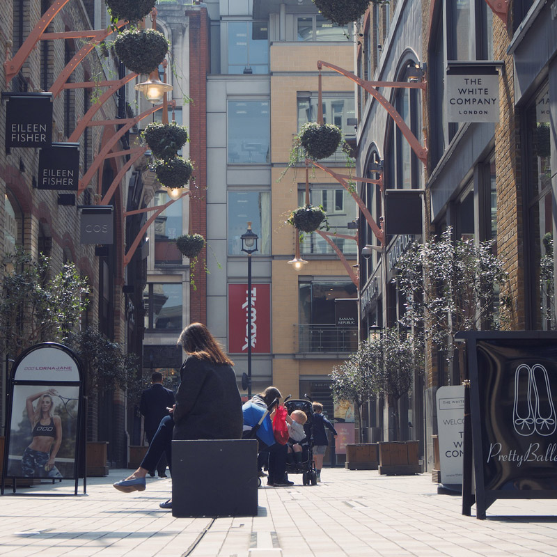 Big Data: Exploring the difference between foresight and insight.
