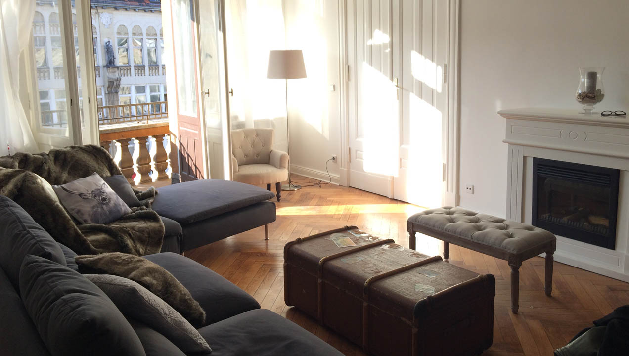 Interior of AirBnB apartment - listing here: https://www.airbnb.co.uk/rooms/4707415