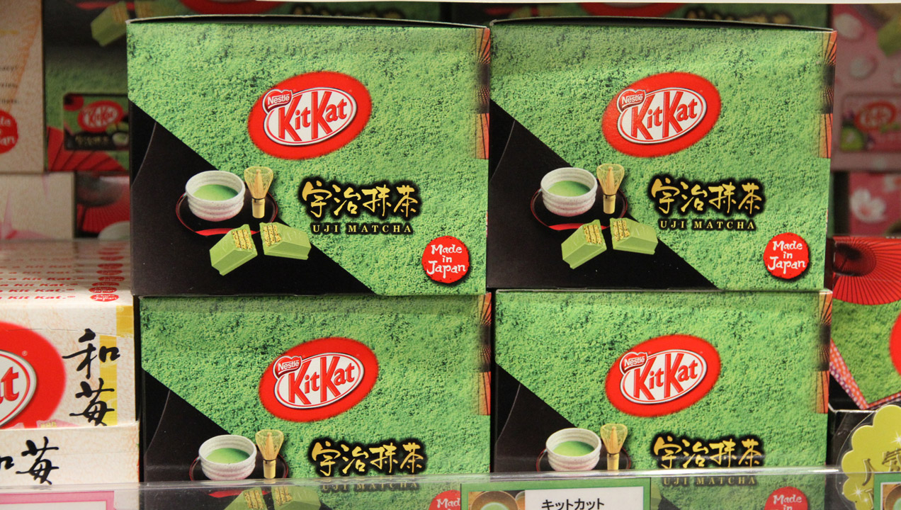 Image of matcha tea kit Kats
